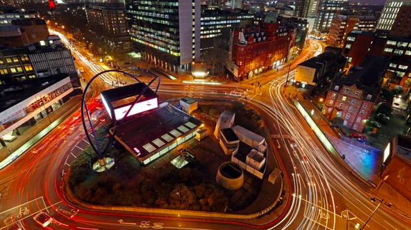 FT : “Silicon Valley’s European Stars Are Returning Home”